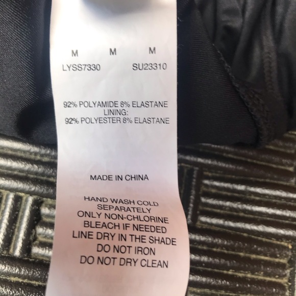 Laundry by Shelli Segal Swimsuit - Picture 7 of 7